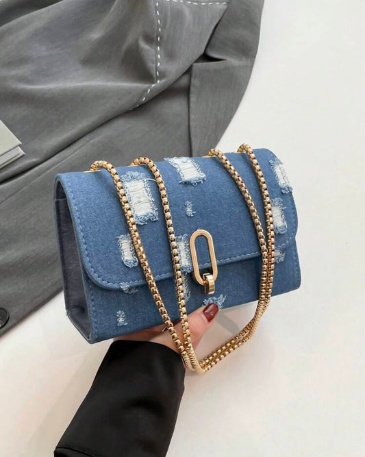 Cartera Denim Rasgada con Cadena Dorada