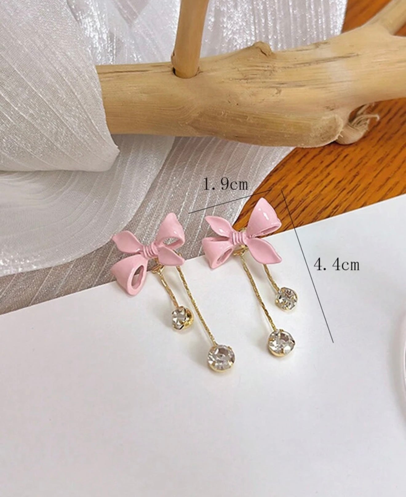 Aretes Lazo Rosado con Cristales